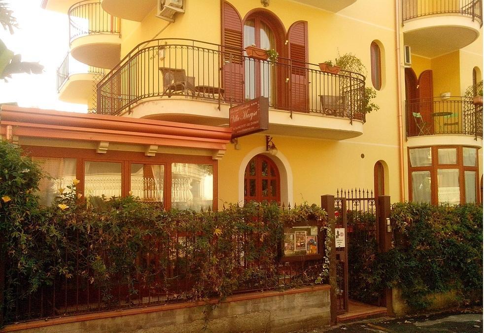 Villa Marysa Studio Apartment Джардини Наксос Екстериор снимка