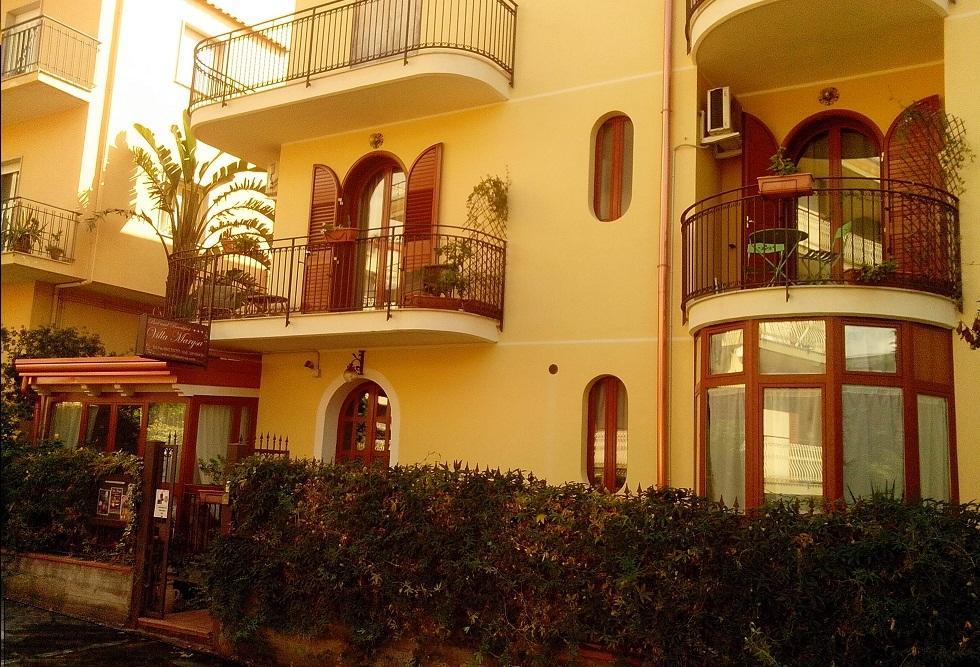 Villa Marysa Studio Apartment Джардини Наксос Екстериор снимка